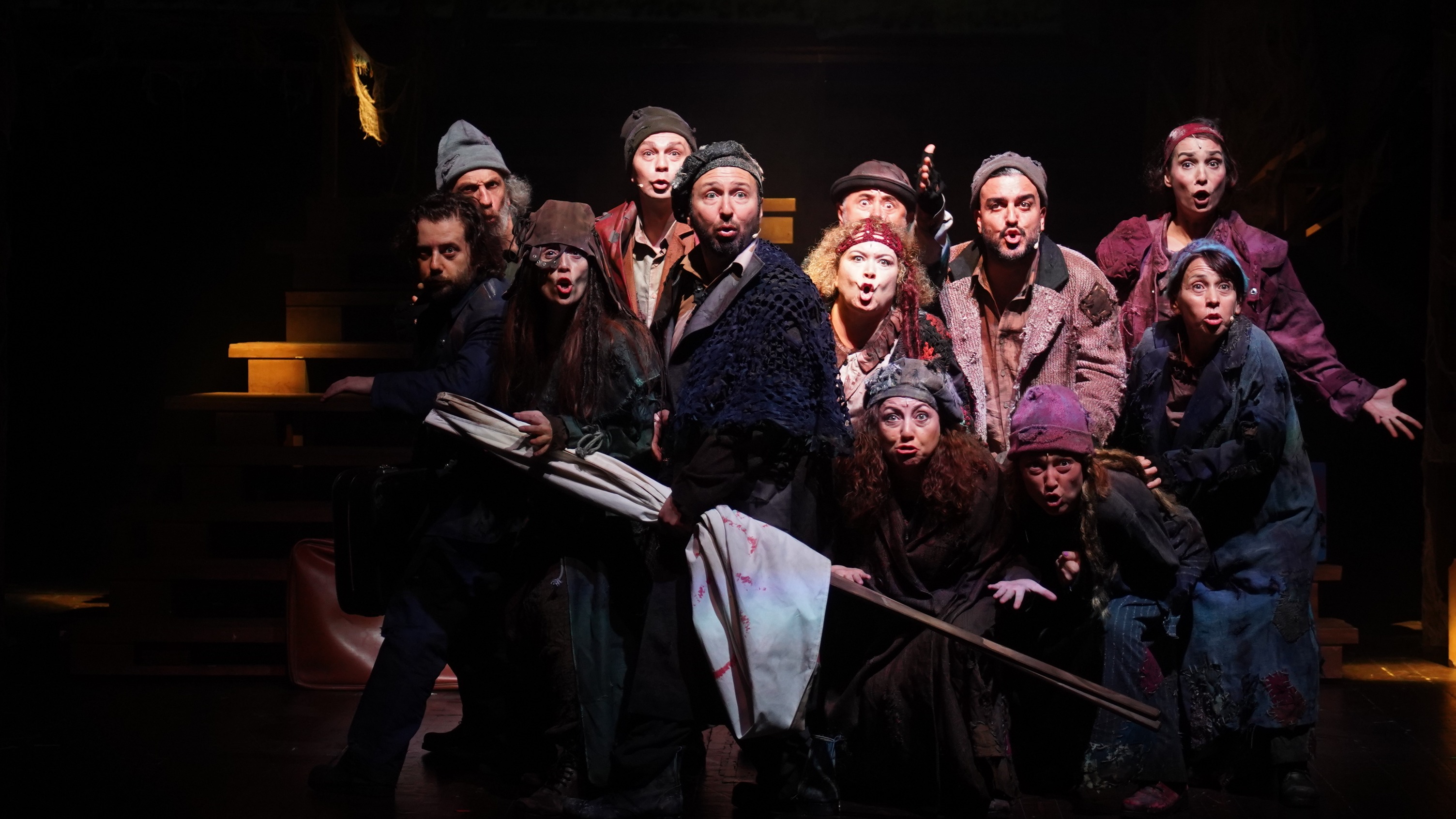 İBB KÜLTÜR’DEN “YERİNDE İZLE: TİYATROLARA DESTEK PROGRAMI”