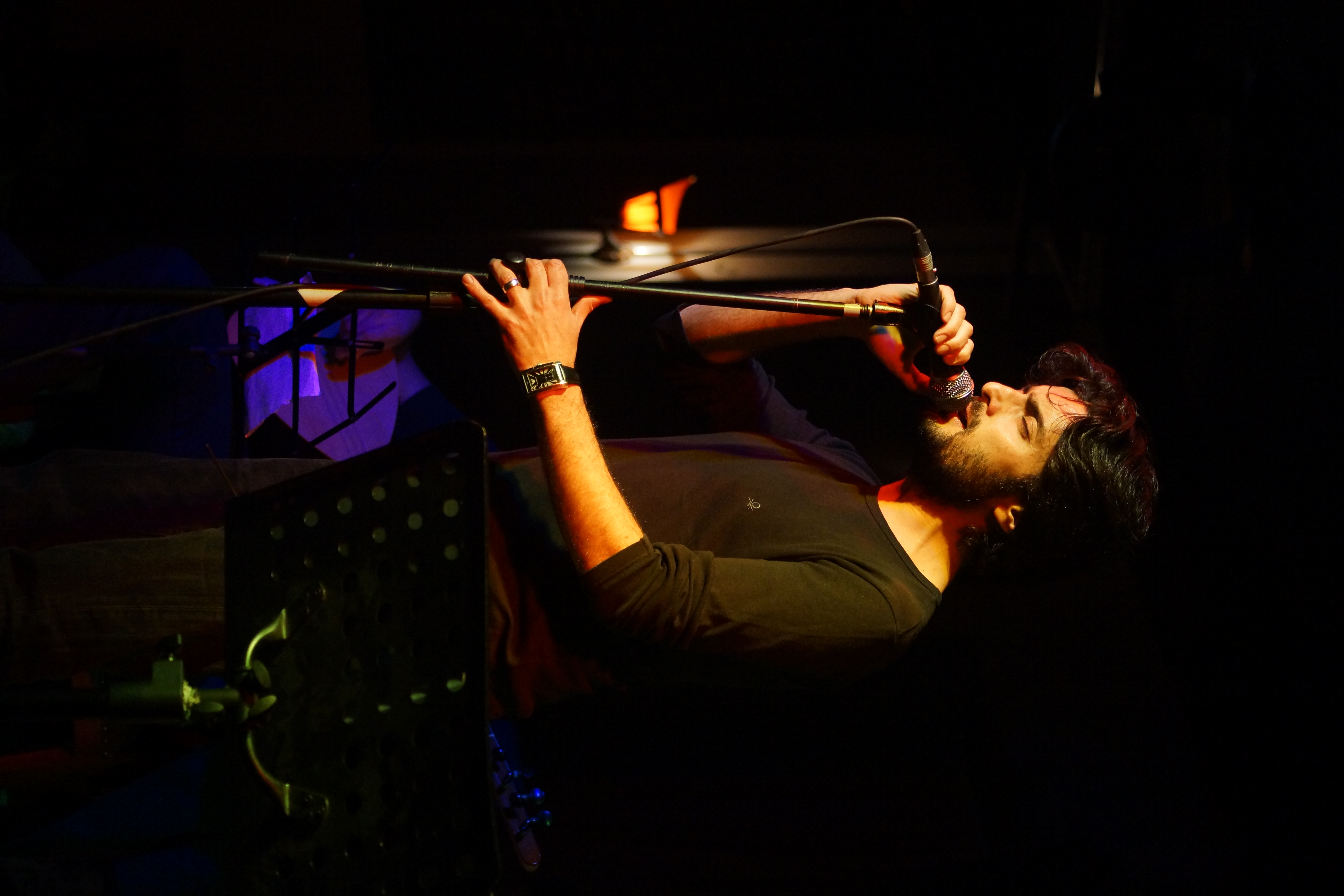 TAYLAN ÖZGÜR ÖLMEZ