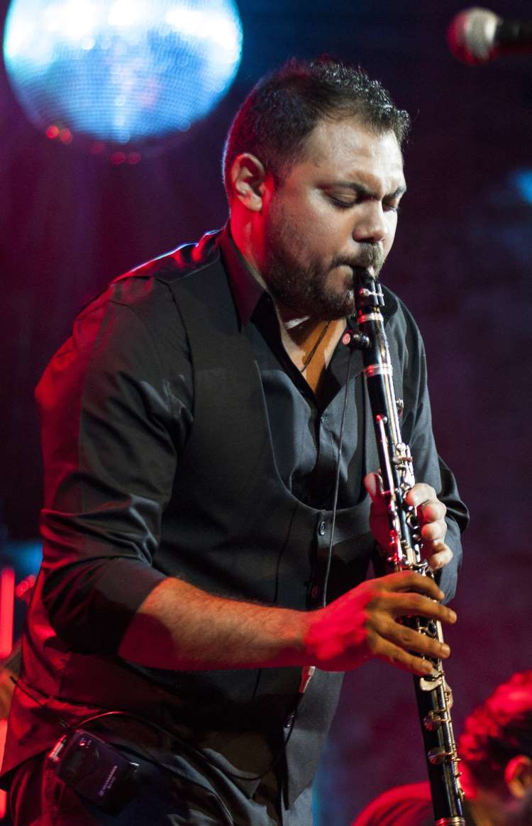 RAMAZAN SESLER "BABADAN OĞULA BİR GIRNATA EFSANESİ" 