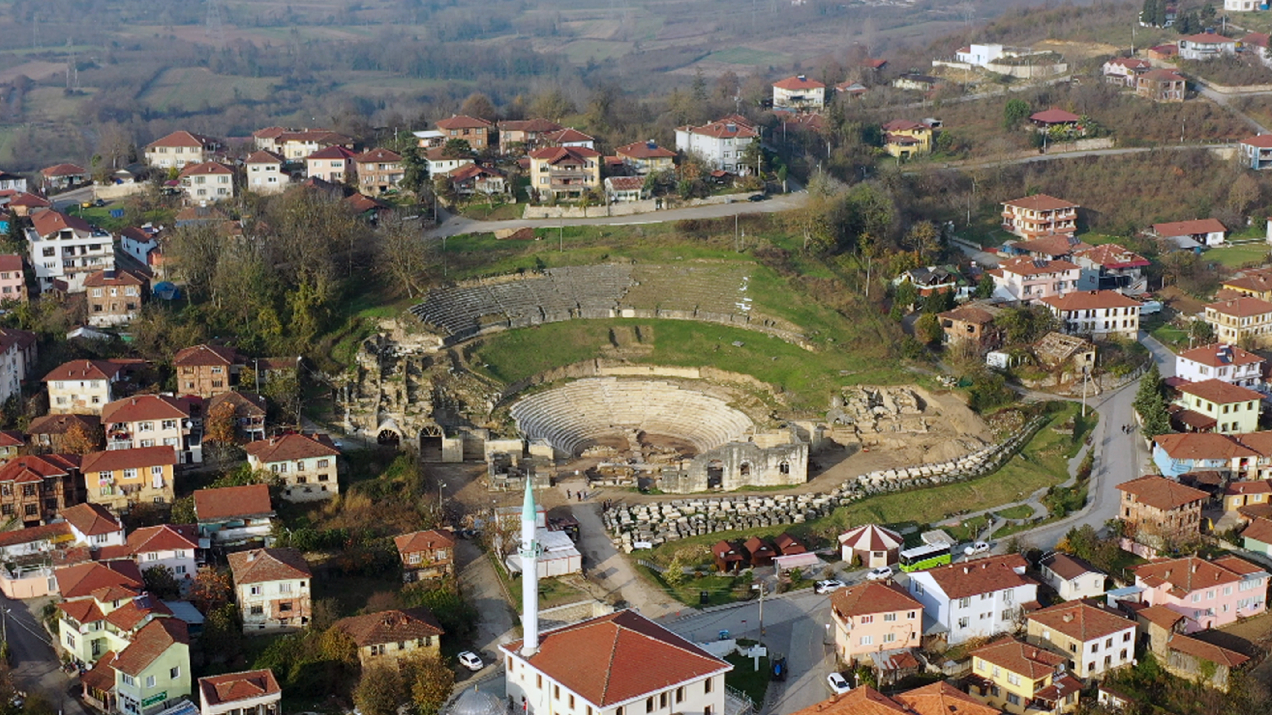 Prusias ad Hypium Bugüne Bakıyor